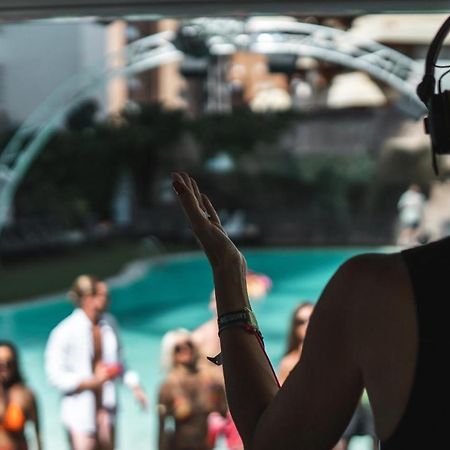 Bc Music Resort (Adults Only) Μπένιντορμ Εξωτερικό φωτογραφία