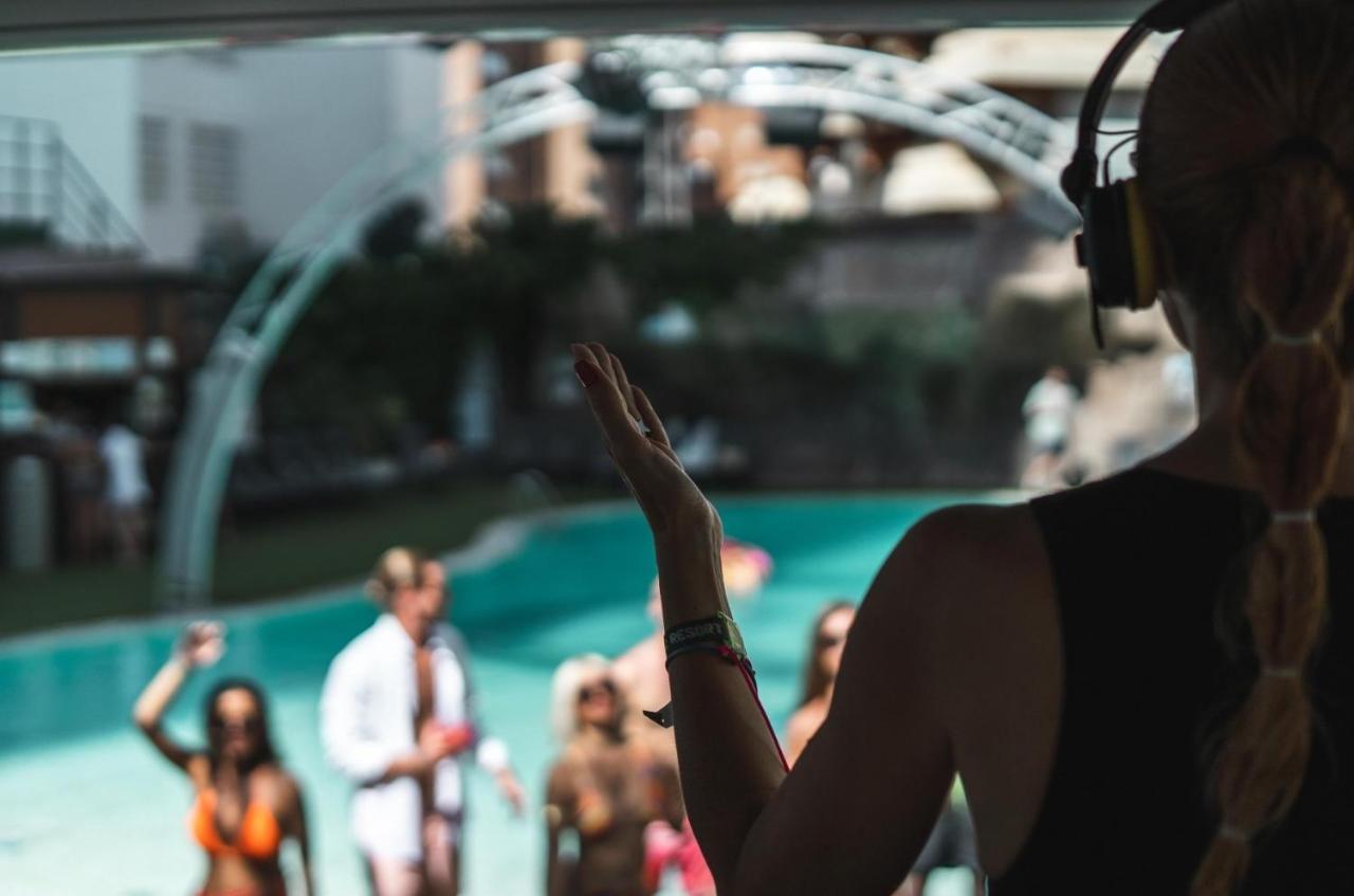 Bc Music Resort (Adults Only) Μπένιντορμ Εξωτερικό φωτογραφία
