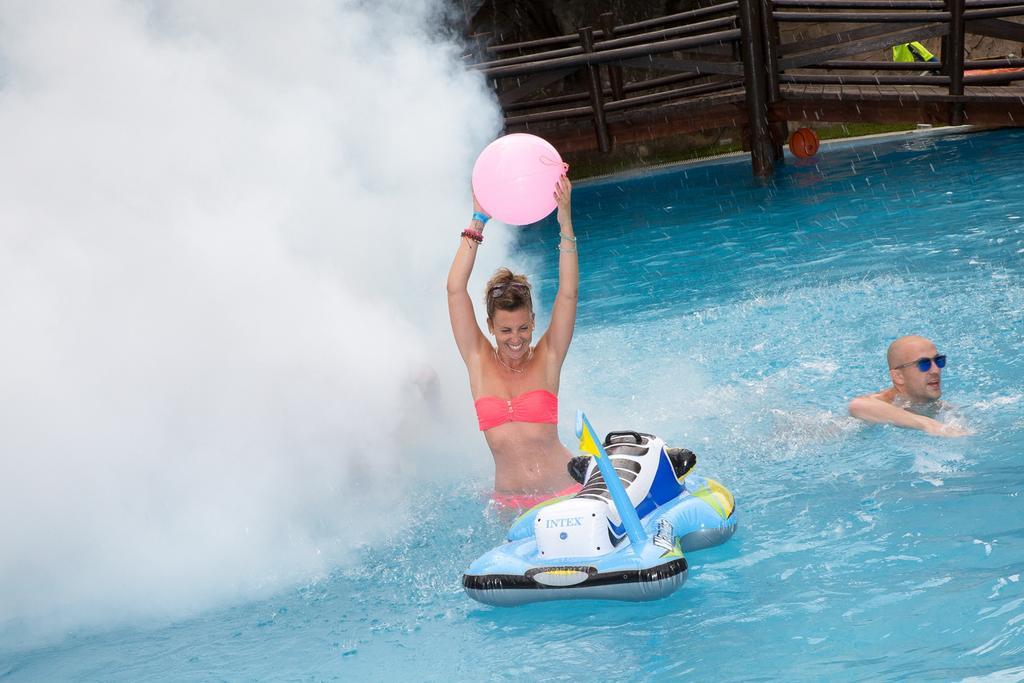 Bc Music Resort (Adults Only) Μπένιντορμ Εξωτερικό φωτογραφία
