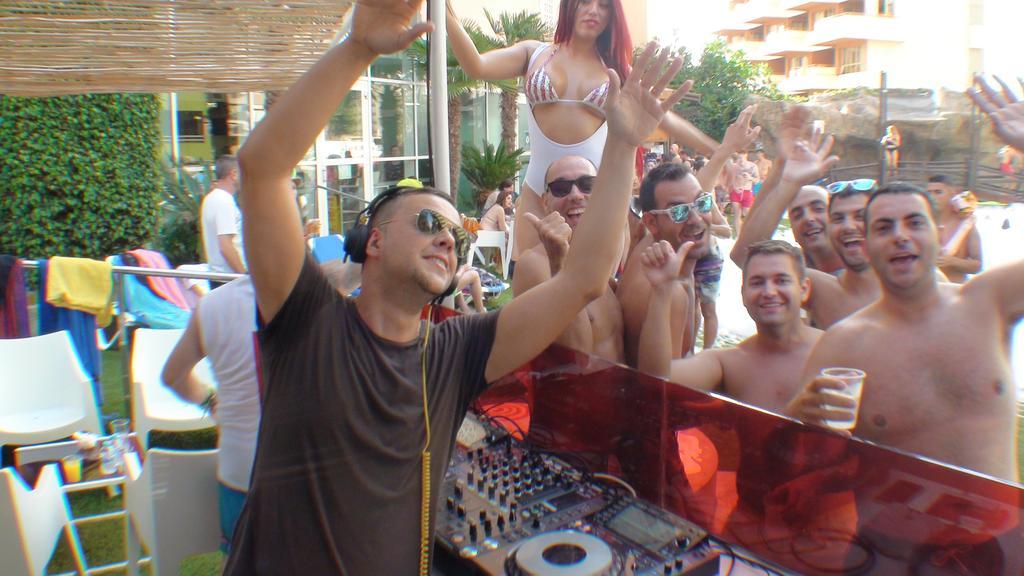 Bc Music Resort (Adults Only) Μπένιντορμ Εξωτερικό φωτογραφία
